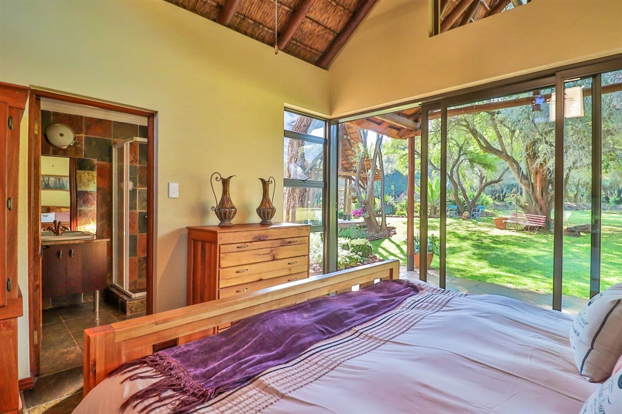 4 Bedroom Property for Sale in Kosmos North West